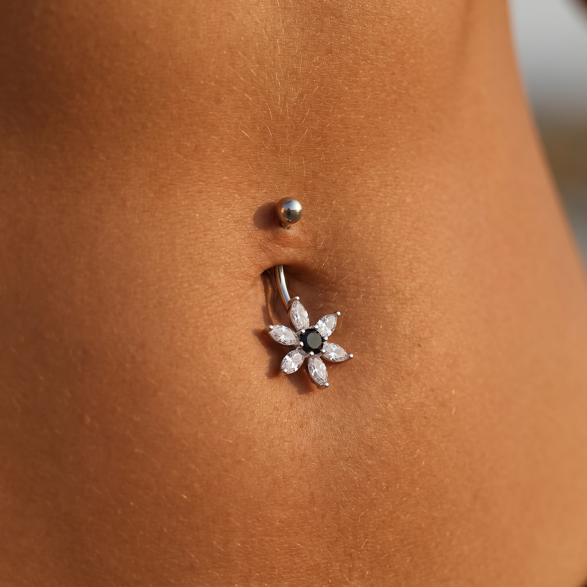 14 Gauge Onyx Flower Belly Button Bar