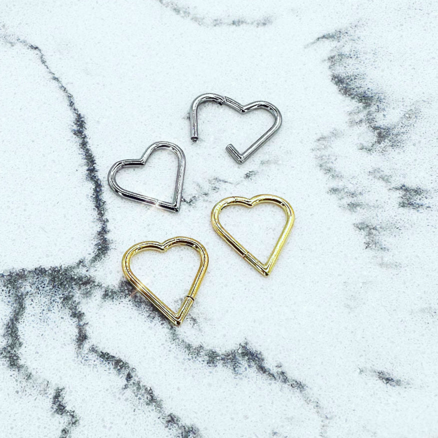 Cherry Diva Hinged Hoop Ring 16 Gauge Titanium Heart Hinged Hoop Ring - Silver