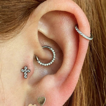 Cherry Diva Hinged Hoop Ring 20 Gauge Titanium Crystal Lined Hinged Hoop