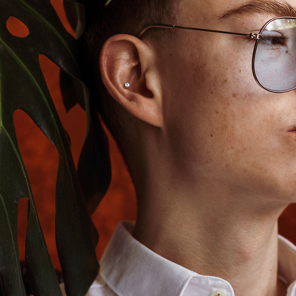 Cherry Diva Barbell 14 Gauge Implant Grade Titanium Clear Crystal Barbell