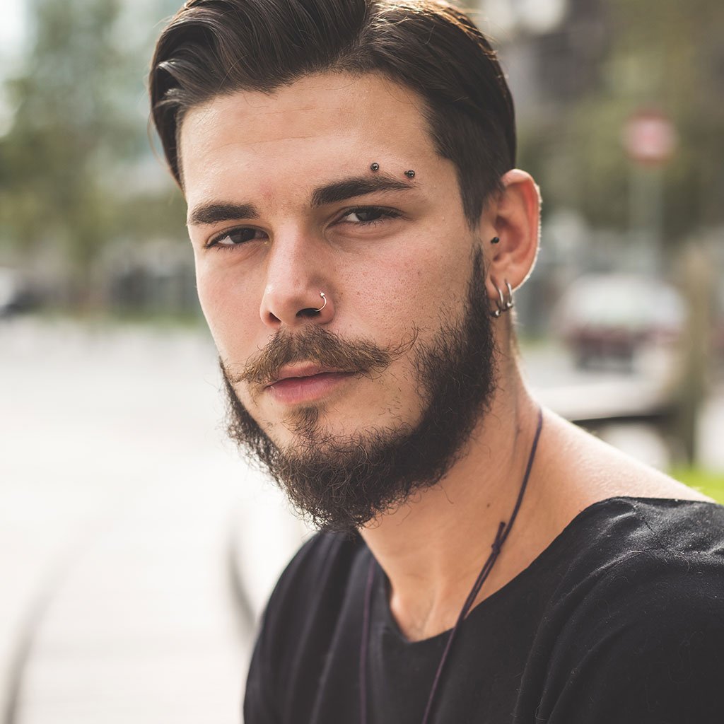 Cherry Diva Barbell 16 Gauge Surgical Steel Curved Barbell With Ball Ends