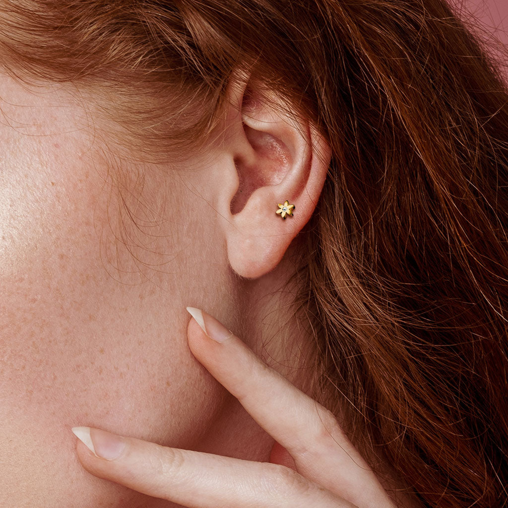 Cherry Diva Stud 16 Gauge Five Petal Crystal Flower Cartilage / Tragus Stud