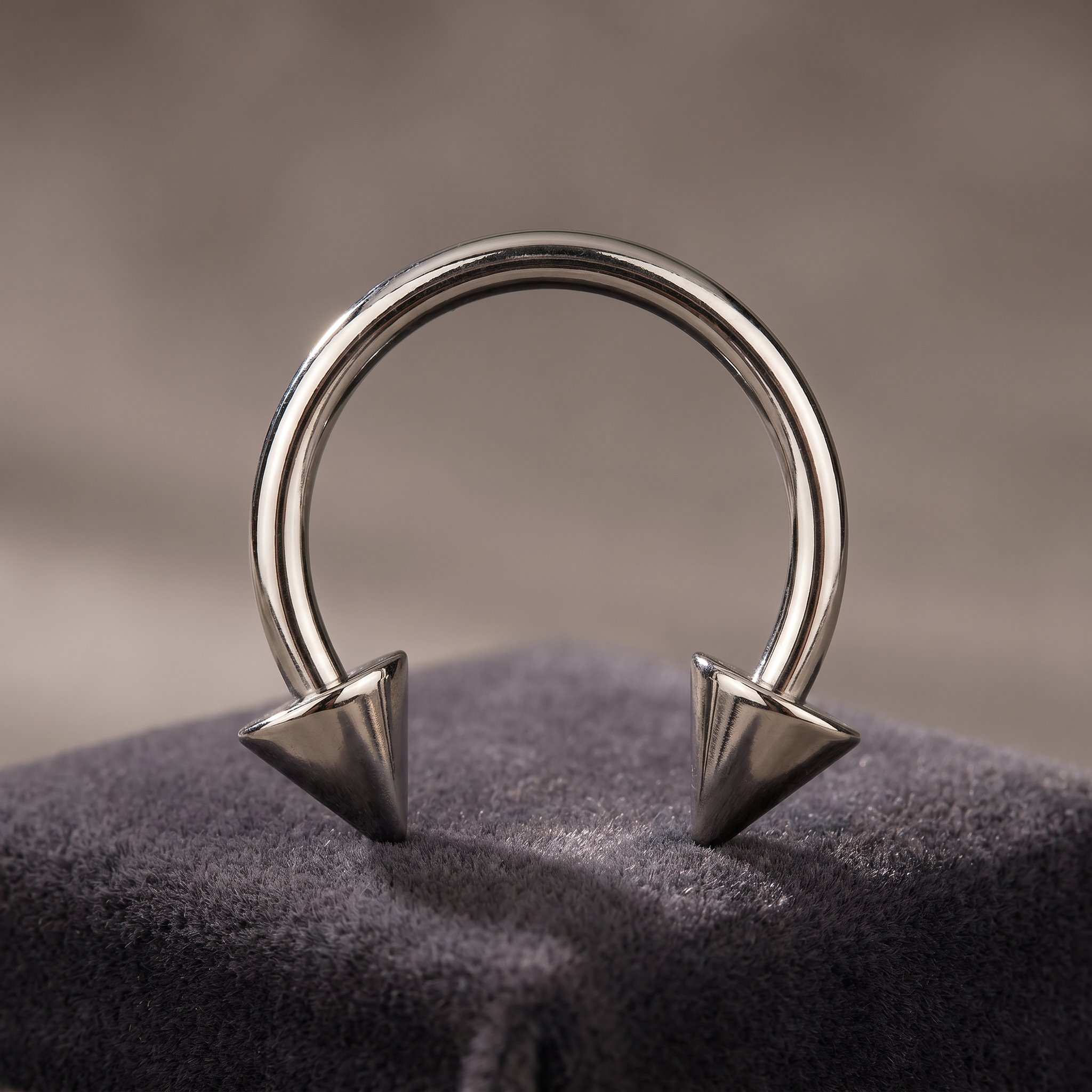 16 Gauge Externally Threaded Titanium Spike Tip Circular Barbell