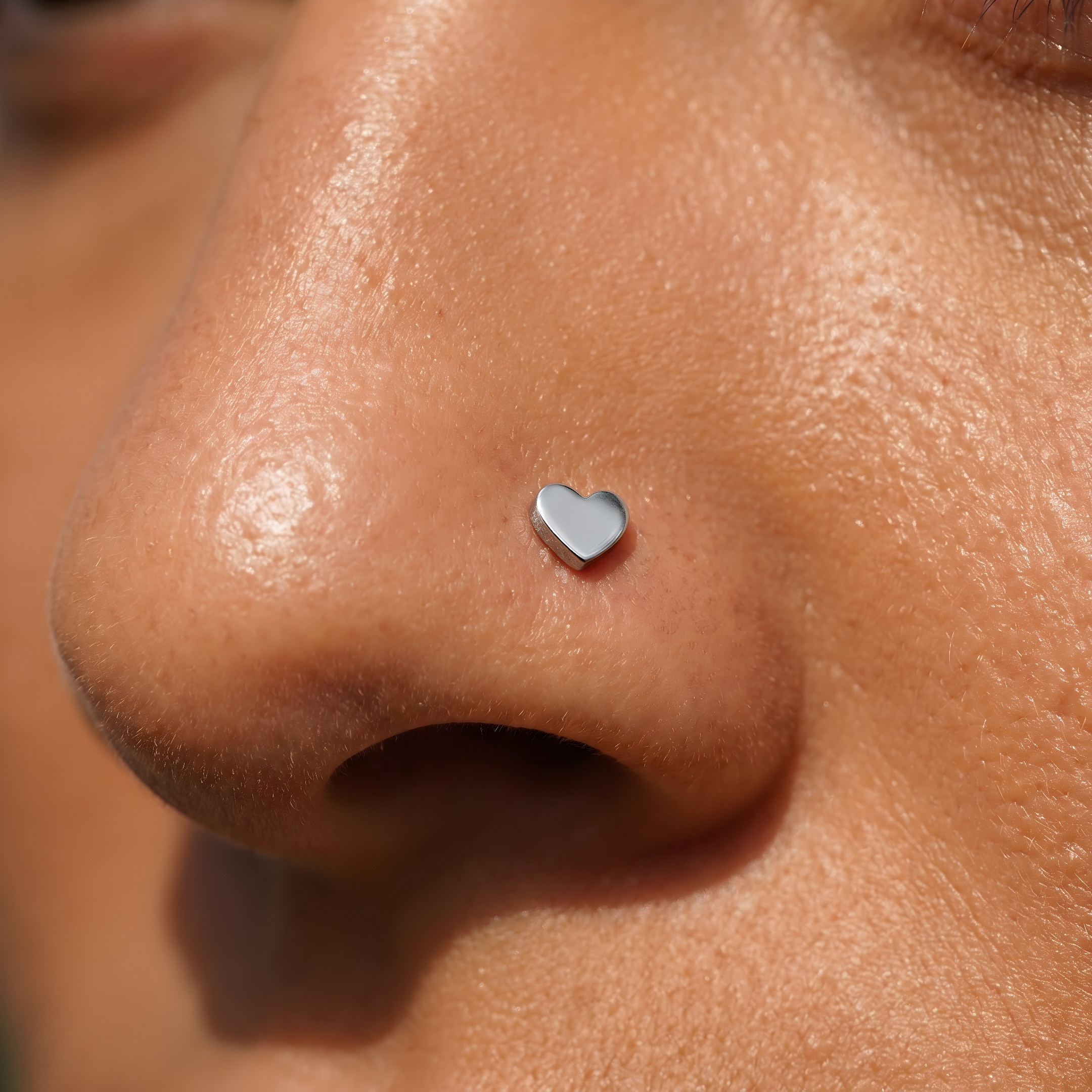 20 Gauge Sterling Silver Heart Screw Nose Stud