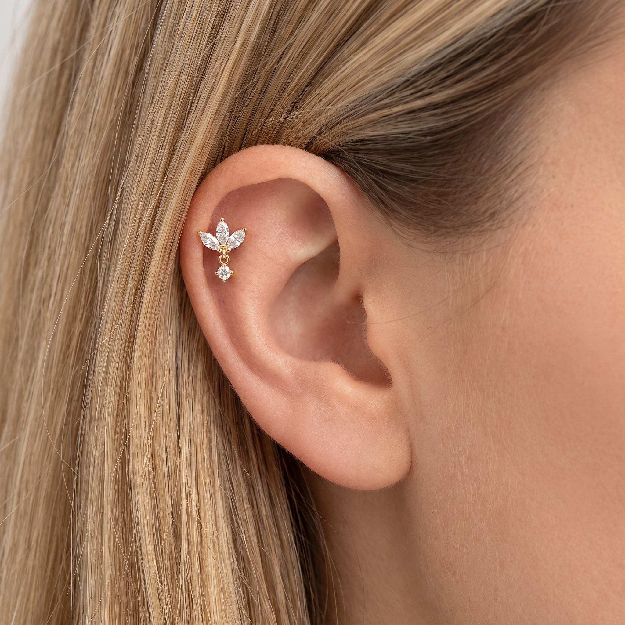 Cherry Diva Flat Back Stud 16 Gauge Threadless Titanium Dangling Crystal Flower Stud