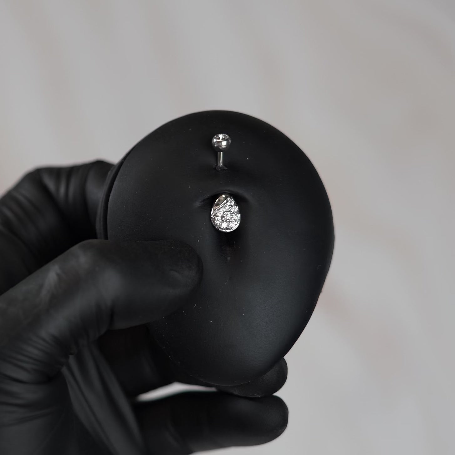 14 Gauge Crystal Droplet Belly Button Bar