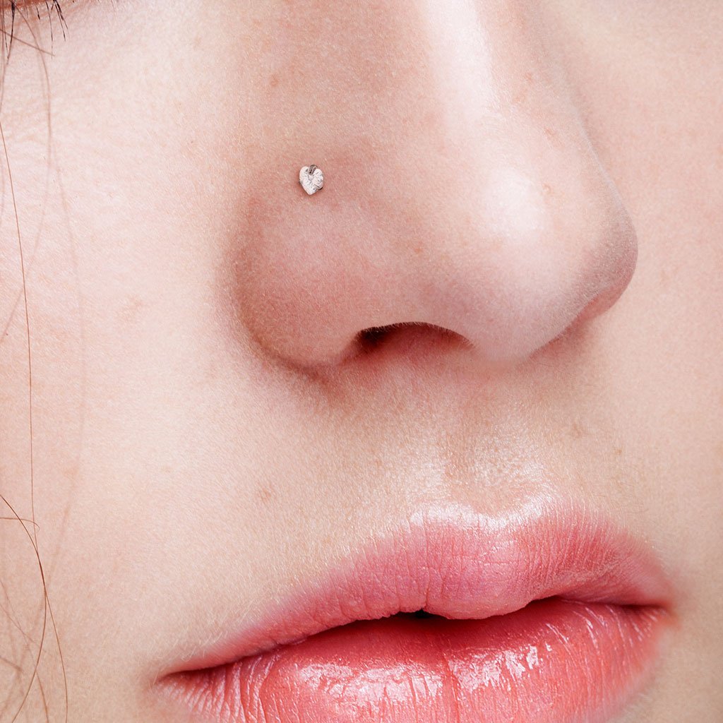 Prong Set Heart Top Surgical Steel Nose Stud